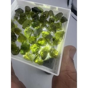 320 Ct Epidote Crystal 12-22mm Full Lot Bulk Mine Region Pakistan